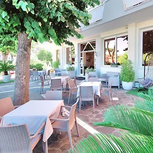 https://hotel-arianna.emilia-romagnahotels.net